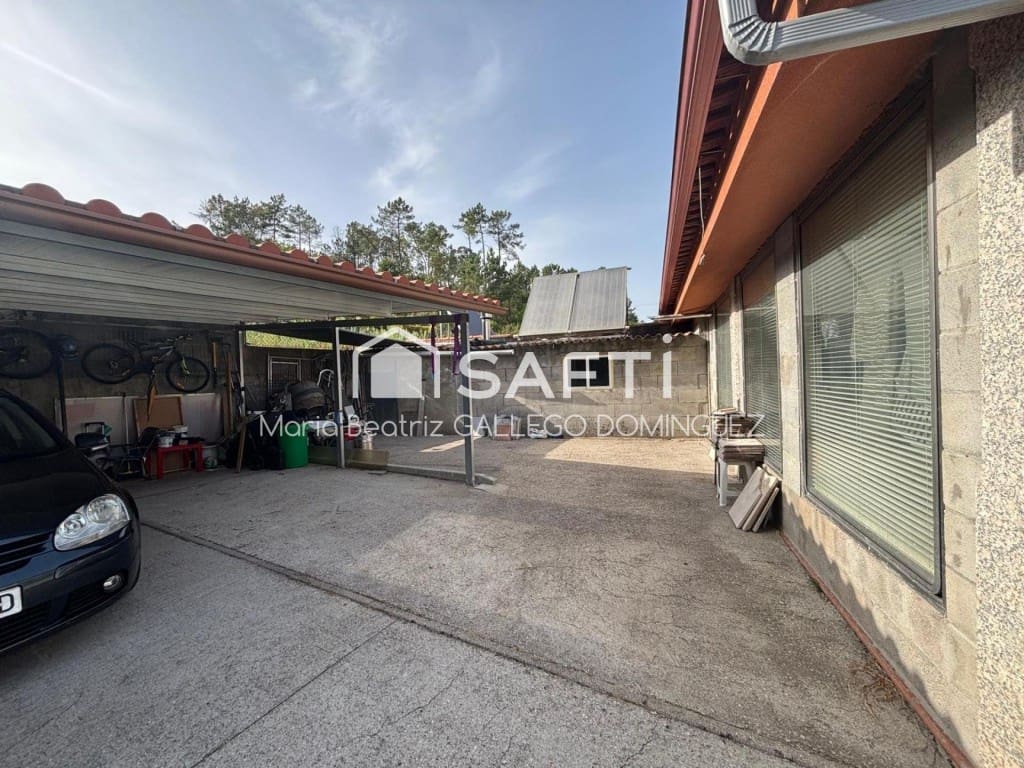 3 bedroom Villa for sale in Ponteareas with pool garage - € 229,990 (Ref: 9594940)