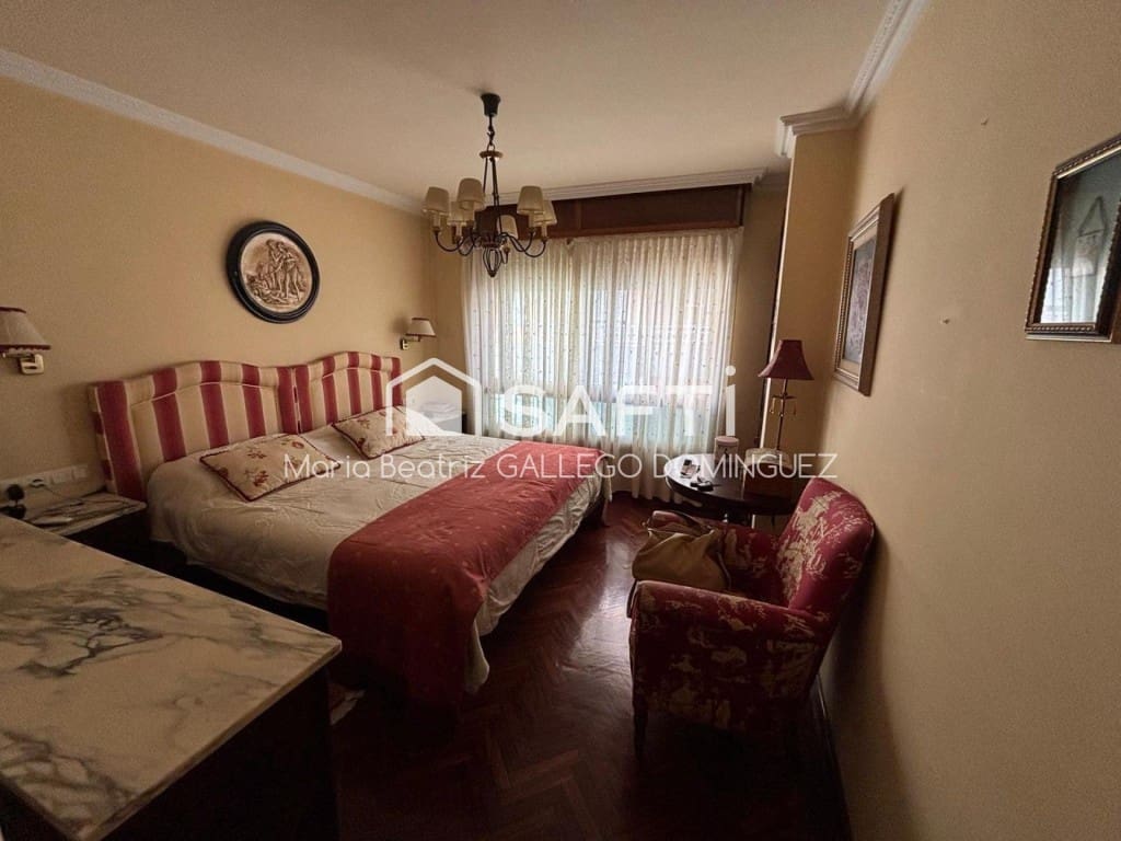 5 makuuhuone Huoneisto myytävänä paikassa Vigo - 310 000 € (Ref: 9594942)