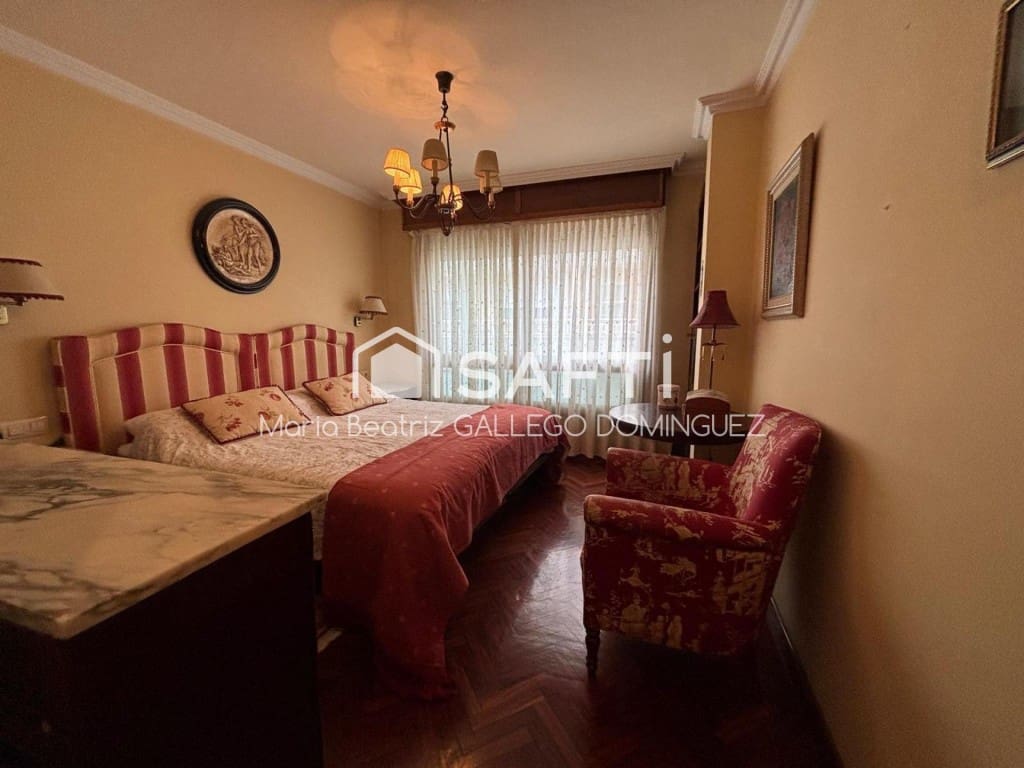 5 makuuhuone Huoneisto myytävänä paikassa Vigo - 310 000 € (Ref: 9594942)