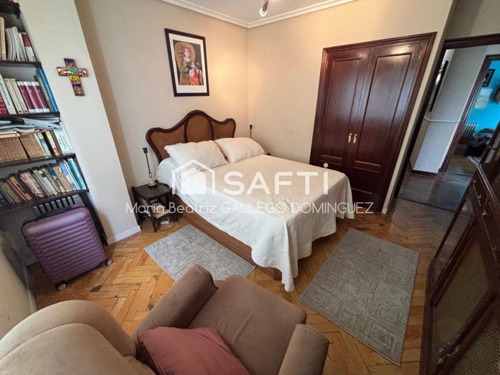 5 makuuhuone Huoneisto myytävänä paikassa Vigo - 310 000 € (Ref: 9594942)