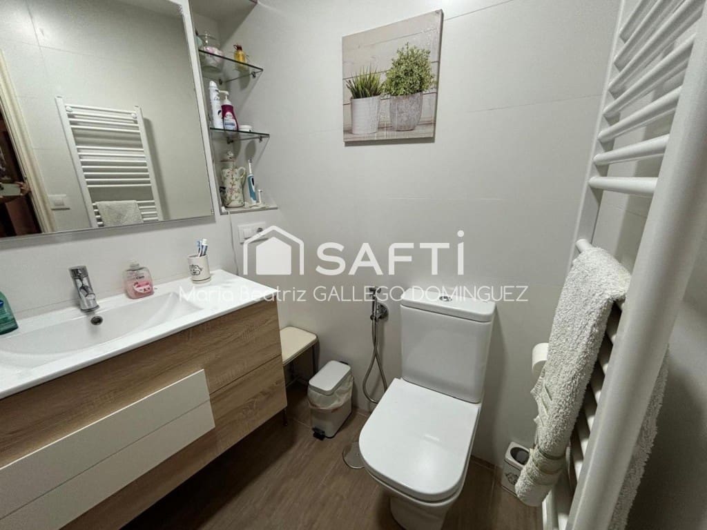 5 makuuhuone Huoneisto myytävänä paikassa Vigo - 310 000 € (Ref: 9594942)