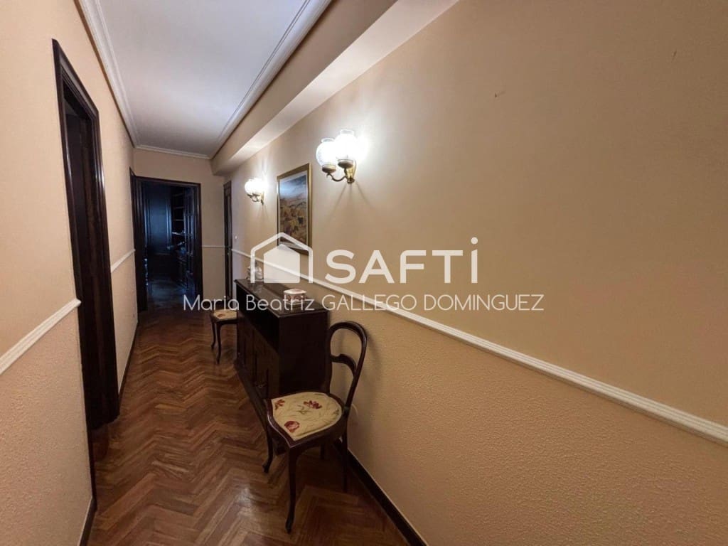 5 makuuhuone Huoneisto myytävänä paikassa Vigo - 310 000 € (Ref: 9594942)