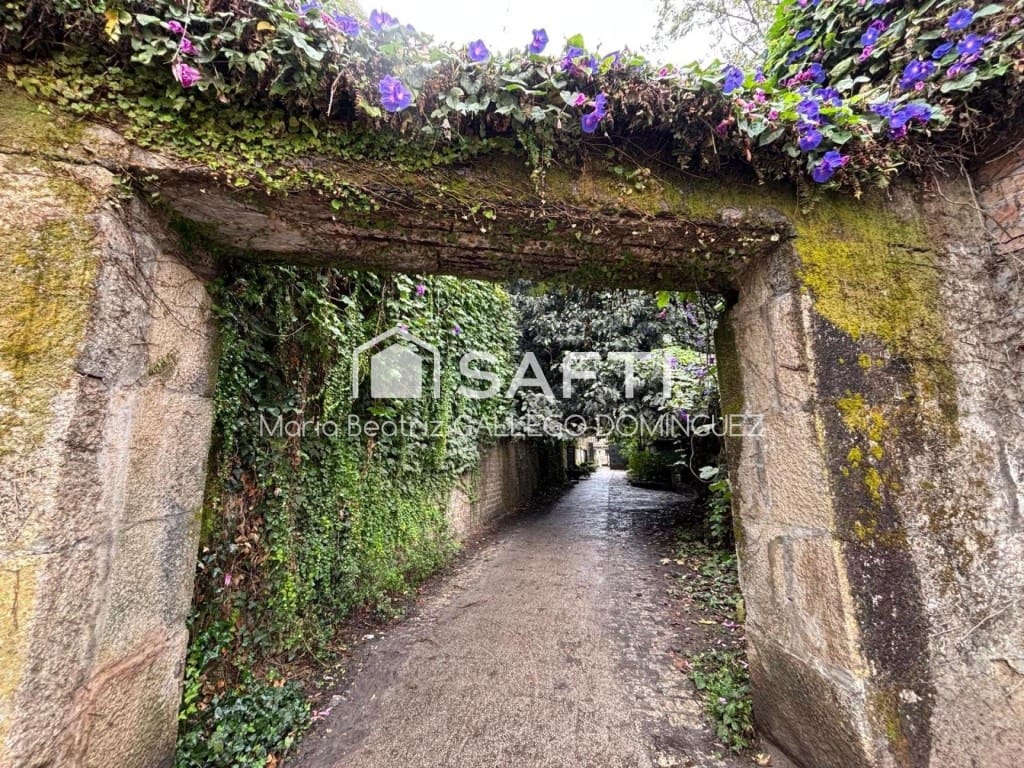 3 makuuhuone Asunto myytävänä paikassa Vigo mukana 
autotalli - 295 000 € (Ref: 9594943)