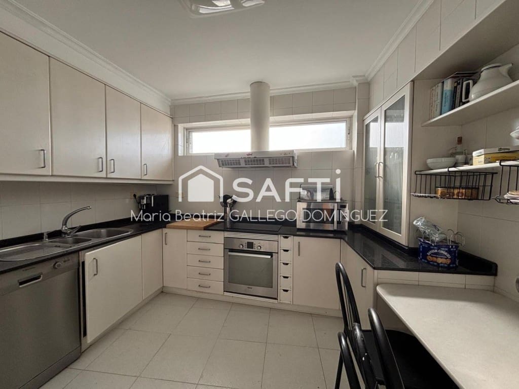 6 makuuhuone Asunto myytävänä paikassa Vigo - 795 000 € (Ref: 9594944)