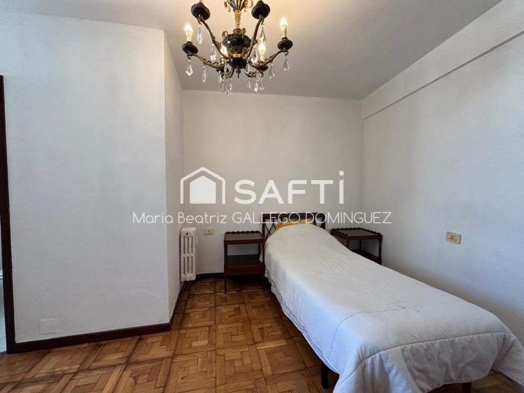 6 makuuhuone Asunto myytävänä paikassa Vigo - 795 000 € (Ref: 9594944)