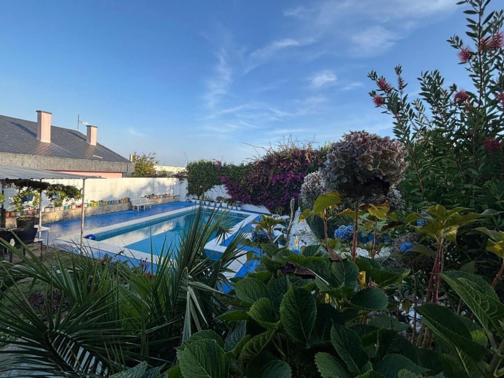 7 chambre Villa/Maison à vendre à Nigran avec piscine garage - 615 000 € (Ref: 9594945)