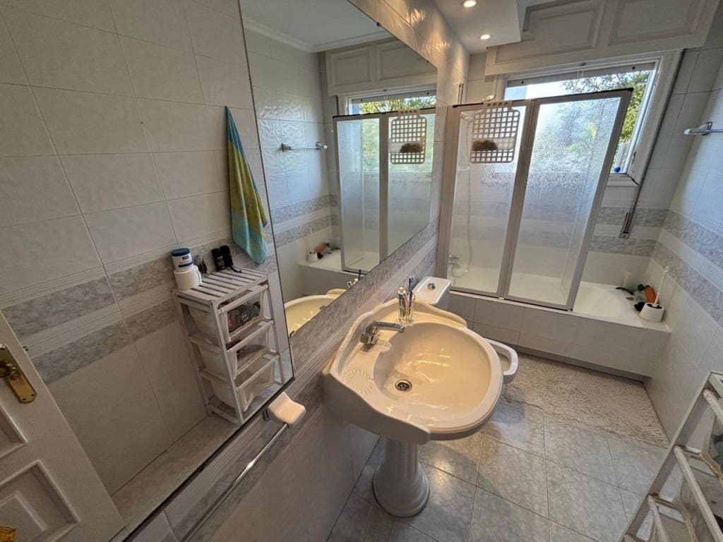 7 chambre Villa/Maison à vendre à Nigran avec piscine garage - 615 000 € (Ref: 9594945)