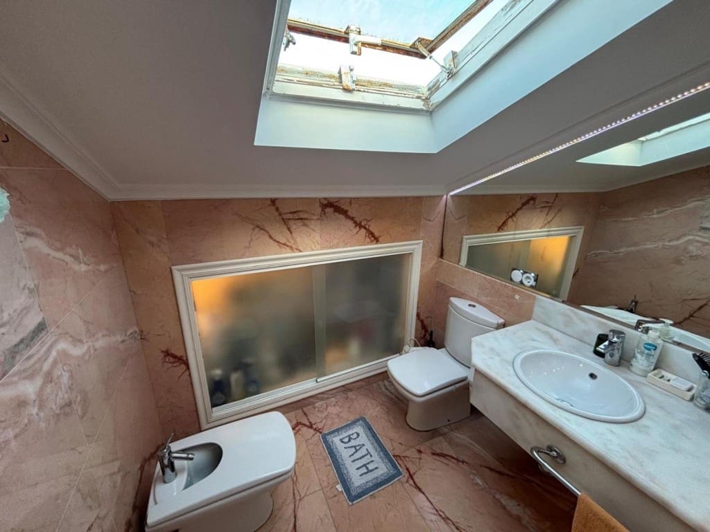 7 chambre Villa/Maison à vendre à Nigran avec piscine garage - 615 000 € (Ref: 9594945)