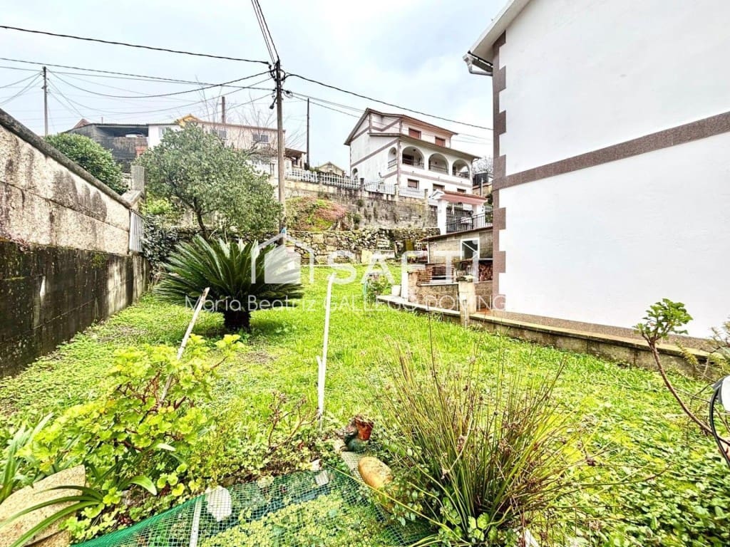 Chalet de 7 habitaciones en Moaña en venta con garaje - 440.000 € (Ref: 9594947)