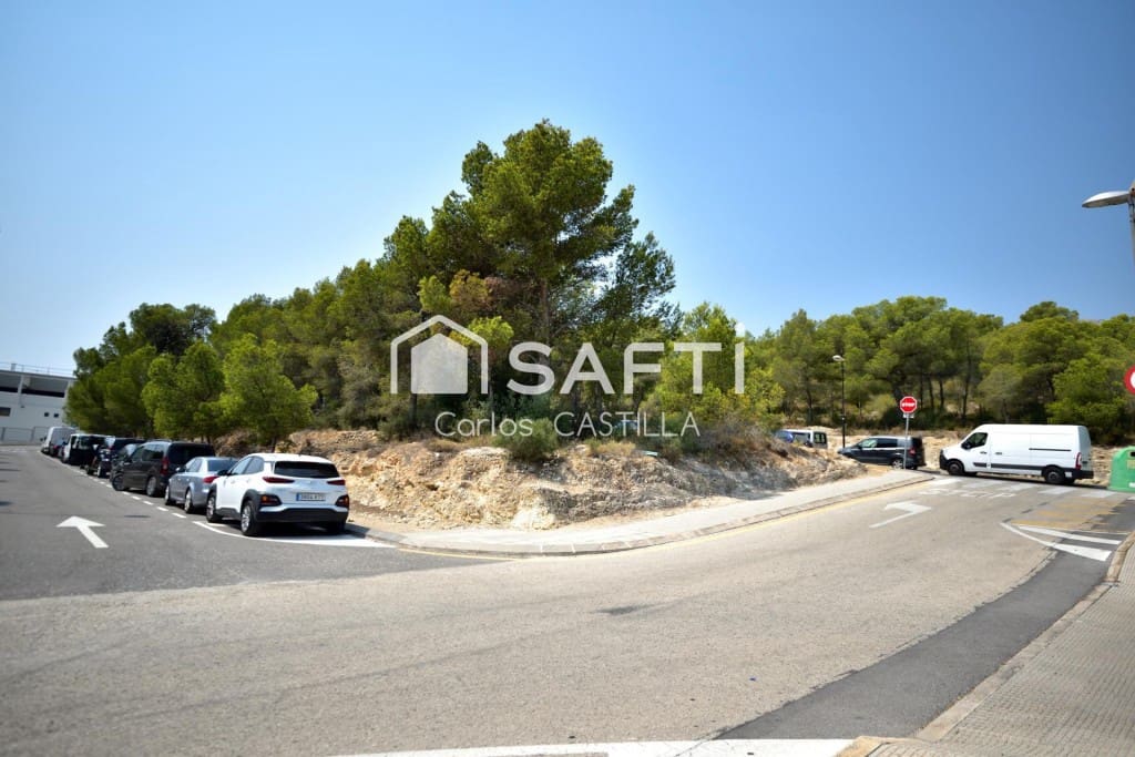 Solar/Parcela en La Nucia en venta - 450.000 € (Ref: 9594951)