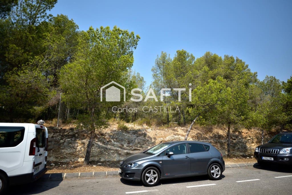 Solar/Parcela en La Nucia en venta - 450.000 € (Ref: 9594951)