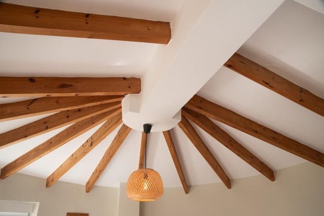 4 bedroom Villa for sale in Benissa with pool - € 649,000 (Ref: 9594955)