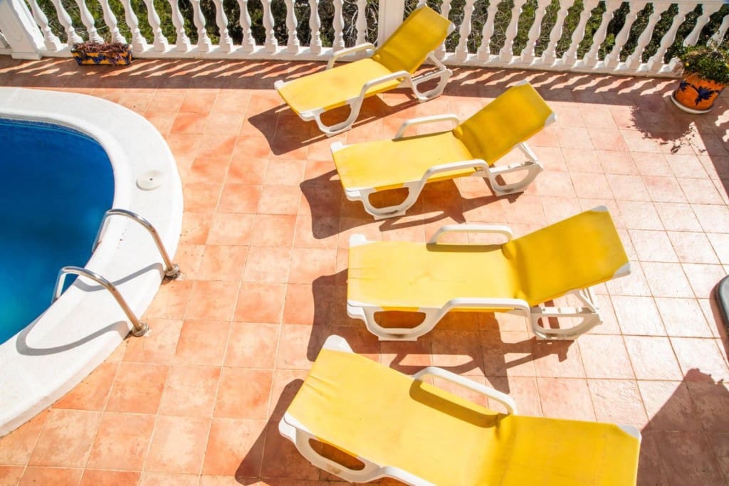 4 bedroom Villa for sale in Benissa with pool - € 649,000 (Ref: 9594955)