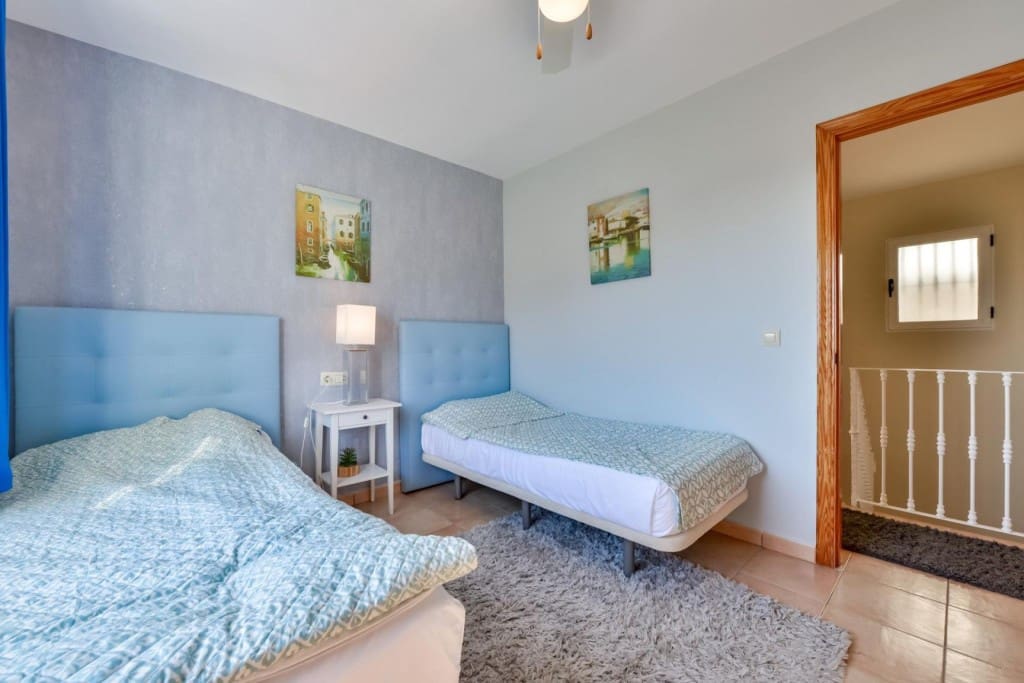 4 bedroom Villa for sale in Benissa with pool - € 649,000 (Ref: 9594955)