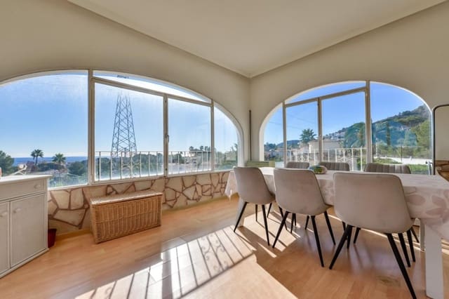 4 soverom Villa til salgs i Gargasindi, Calpe / Calp - € 675 000 (Ref: 9594956)