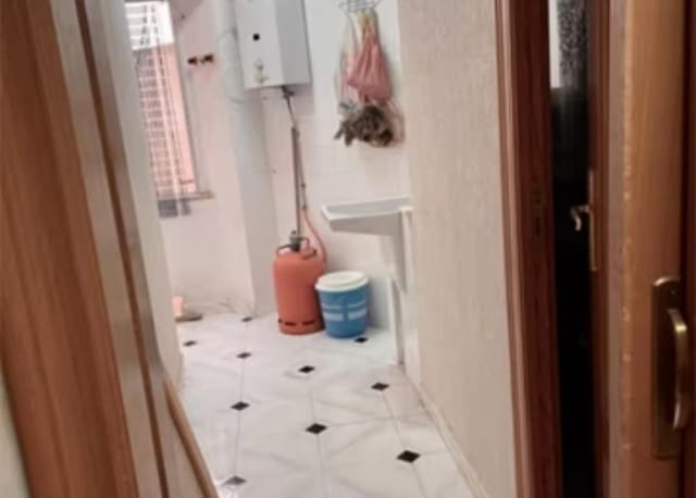 Kantoor te koop in Monóvar / Monóver - € 199.999 (Ref: 9594959)