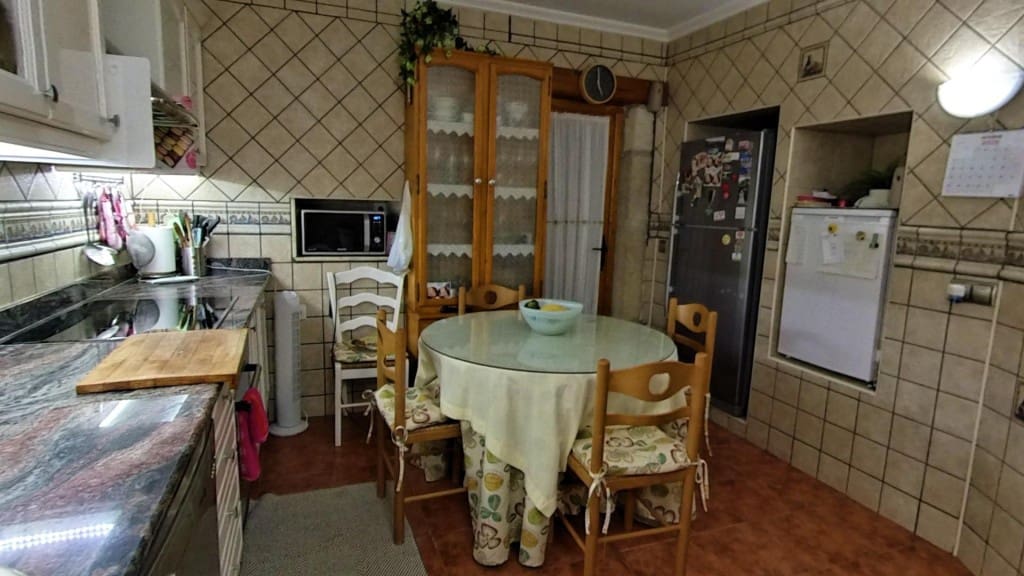 4 slaapkamer Finca/Landhuis te koop in Elda - € 259.500 (Ref: 9594961)