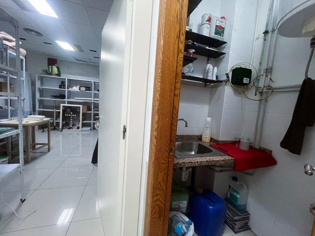 Local Comercial en Almoradí en venta - 175.000 € (Ref: 9594968)