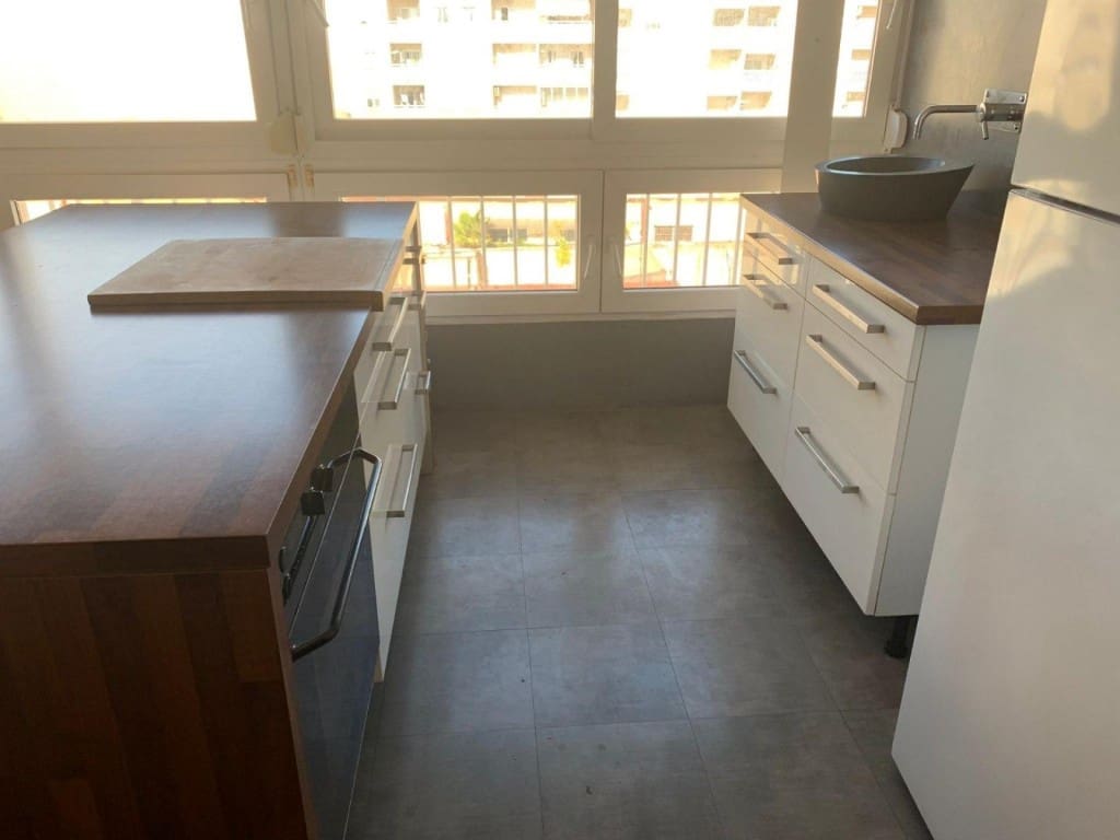 5 soverom Penthouse til salgs i Torrevieja med svømmebasseng - € 280 000 (Ref: 9594970)