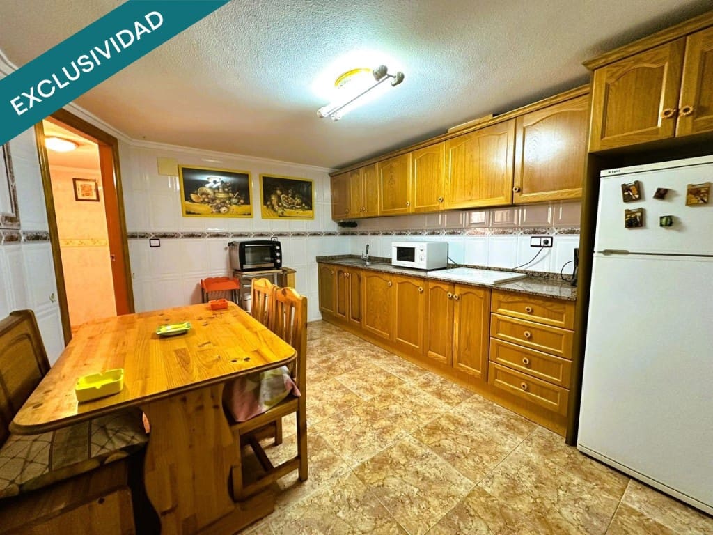 3 slaapkamer Appartement te koop in Guardamar del Segura met garage - € 239.900 (Ref: 9594973)