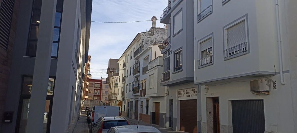 3 quarto Apartamento para venda em Oliva - 125 000 € (Ref: 9594976)