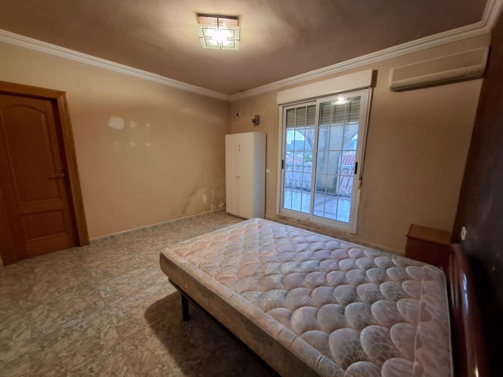 Piso de 4 habitaciones en Castelló de Rugat en venta con garaje - 170.000 € (Ref: 9594980)