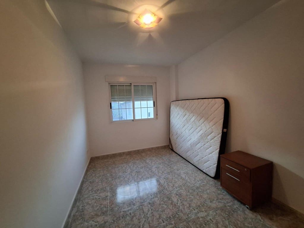 Piso de 4 habitaciones en Castelló de Rugat en venta con garaje - 170.000 € (Ref: 9594980)