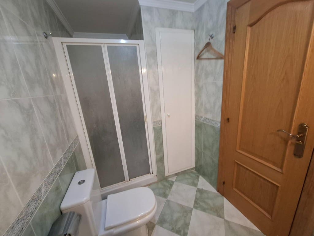 Piso de 4 habitaciones en Castelló de Rugat en venta con garaje - 170.000 € (Ref: 9594980)