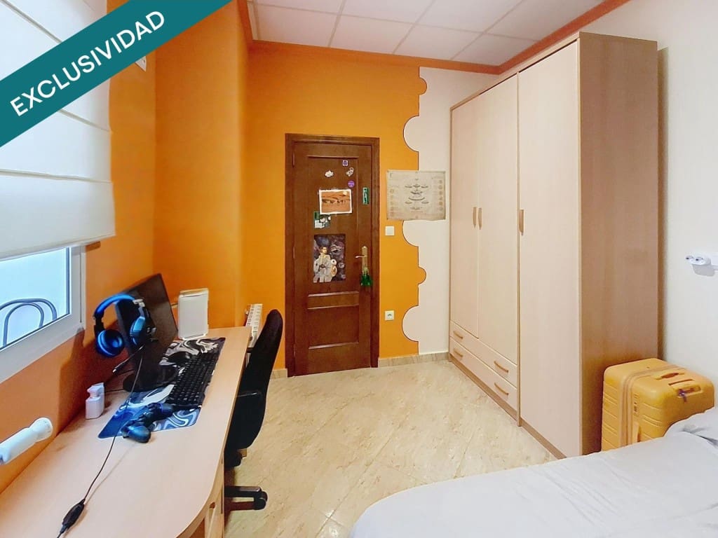 4 makuuhuone Rivitalo myytävänä paikassa Llutxent mukana 
autotalli - 199 000 € (Ref: 9594982)