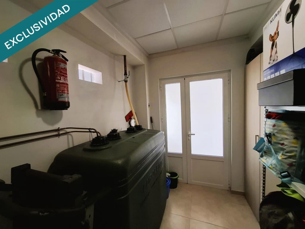 4 makuuhuone Rivitalo myytävänä paikassa Llutxent mukana 
autotalli - 199 000 € (Ref: 9594982)