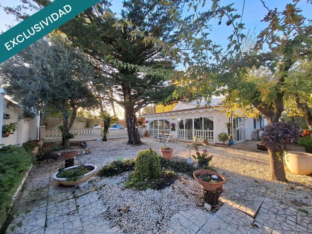 3 slaapkamer Villa te koop in Moixent met zwembad - € 225.000 (Ref: 9594984)