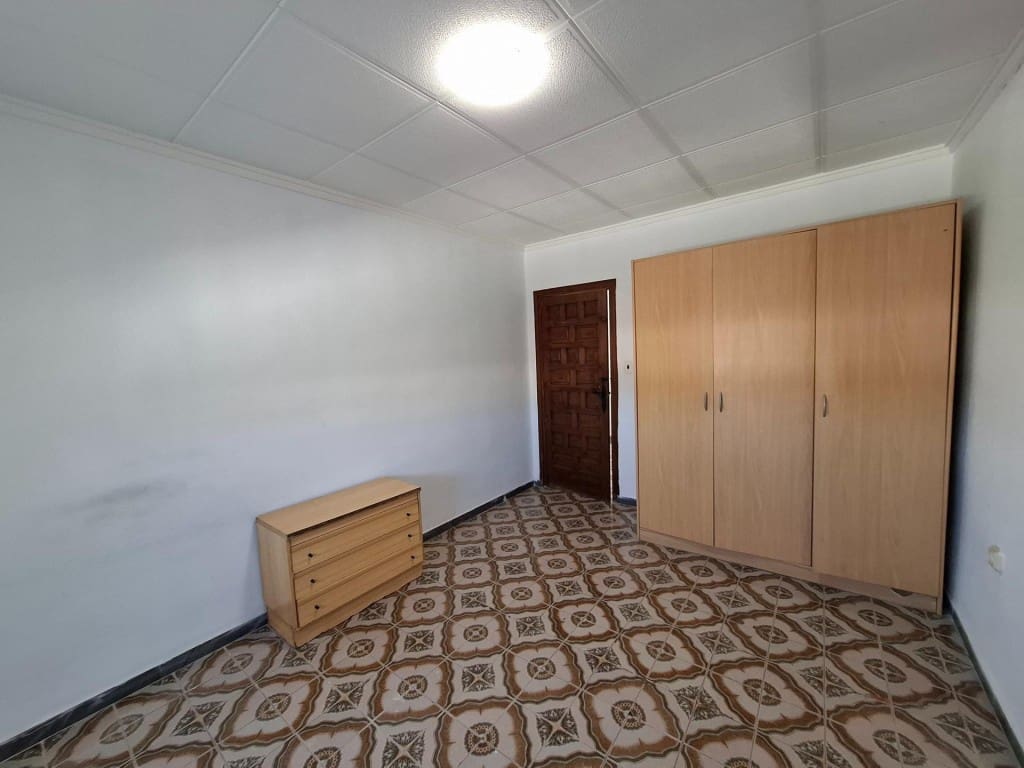 3 sypialnia Apartament na sprzedaż w Ontinyent - 75 900 € (Ref: 9594986)