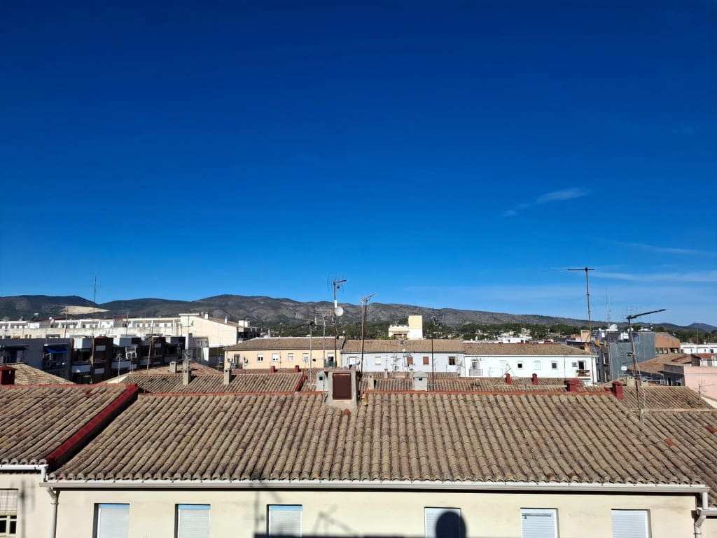3 sypialnia Apartament na sprzedaż w Ontinyent - 75 900 € (Ref: 9594986)