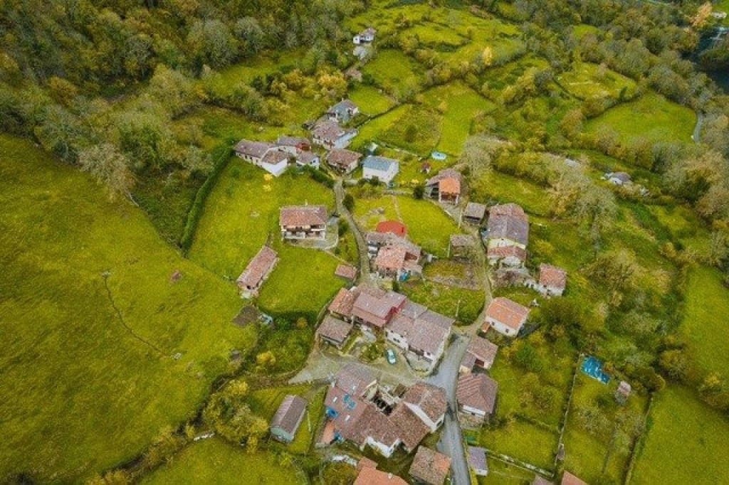 3 slaapkamer Villa te koop in Quiros - € 69.000 (Ref: 9594990)