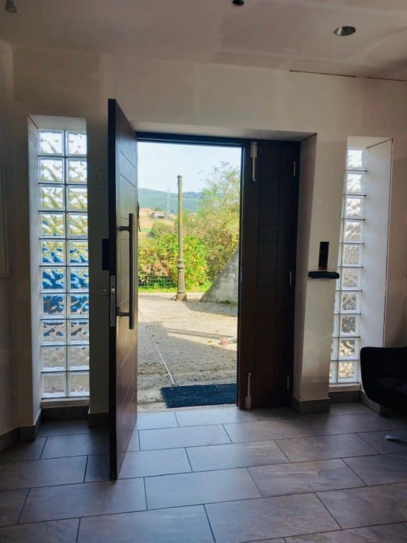 4 bedroom Finca/Country House for sale in Cudillero - € 269,900 (Ref: 9594991)