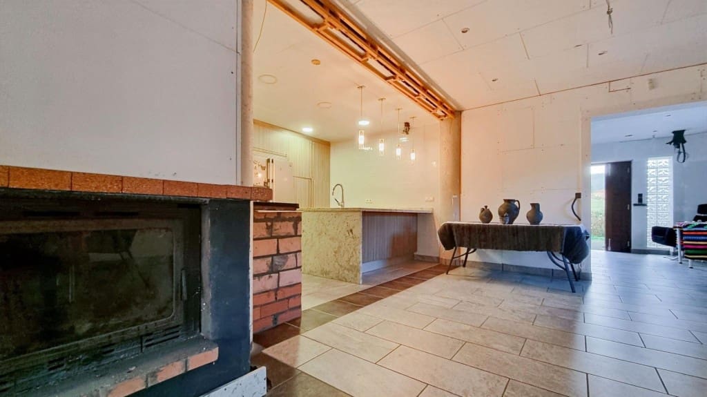 4 bedroom Finca/Country House for sale in Cudillero - € 269,900 (Ref: 9594991)