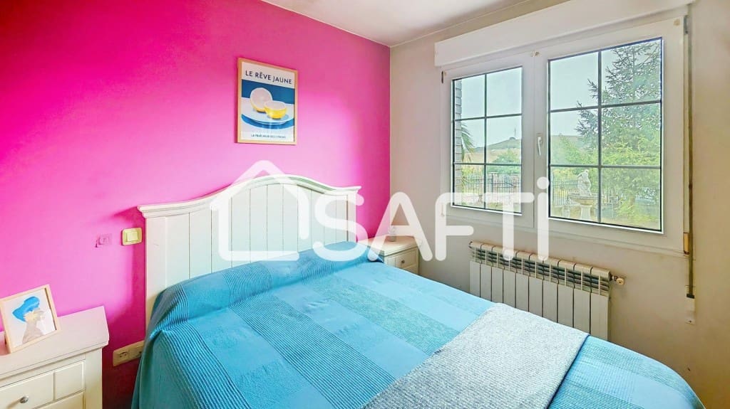 4 makuuhuone Huvila myytävänä paikassa Gijon mukana uima-altaan 
autotalli - 518 000 € (Ref: 9594994)