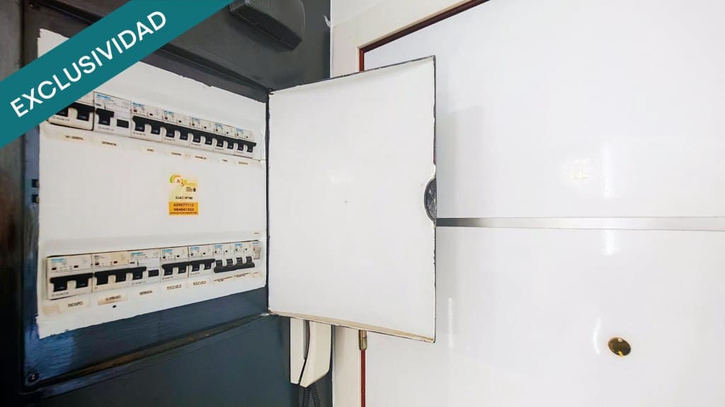 Apartamento de 3 habitaciones en Gijón en venta - 199.000 € (Ref: 9594996)