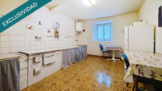 4 slaapkamer Villa te koop in Salas - € 85.000 (Ref: 9594998)