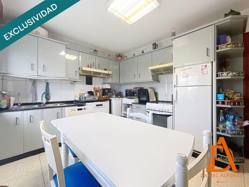 4 soveværelse Finca/Landehus til salg i Villaviciosa med garage - € 365.000 (Ref: 9595005)