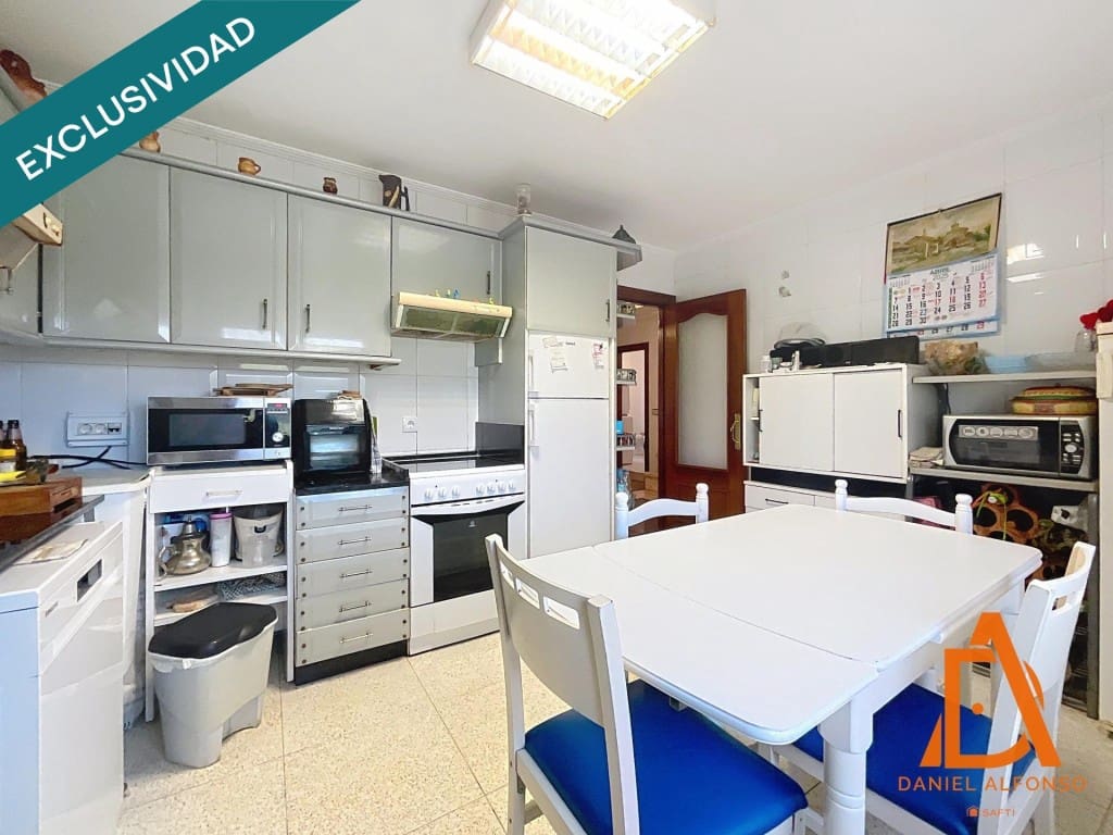 4 soveværelse Finca/Landehus til salg i Villaviciosa med garage - € 365.000 (Ref: 9595005)