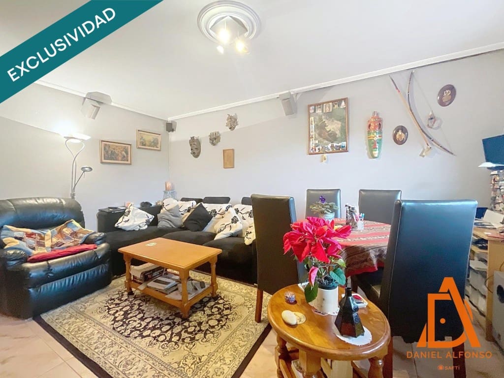 4 soveværelse Finca/Landehus til salg i Villaviciosa med garage - € 365.000 (Ref: 9595005)