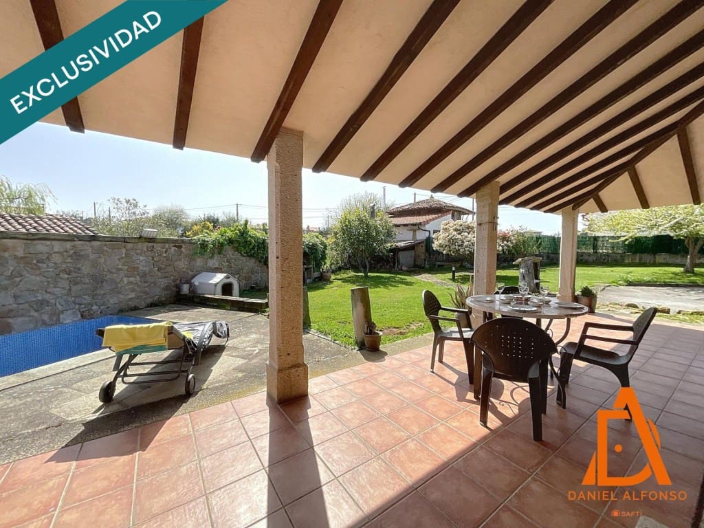 4 bedroom Villa for sale in Villaviciosa with pool garage - € 487,000 (Ref: 9595008)