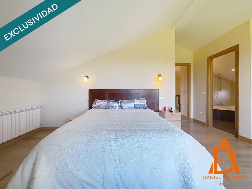 4 bedroom Villa for sale in Villaviciosa with pool garage - € 487,000 (Ref: 9595008)