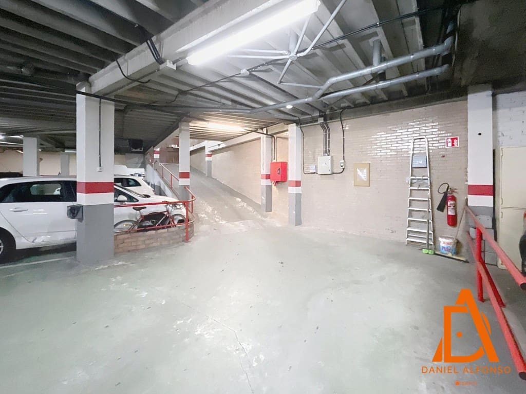 Garage till salu i Gijon - 15 950 € (Ref: 9595010)
