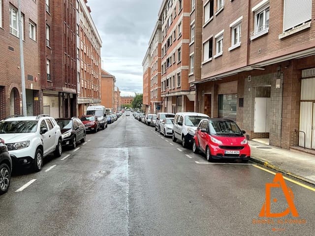 Garage till salu i Centro Urbano, Gijón - 15 950 € (Ref: 9595010)