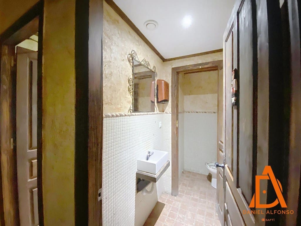 Commercial for rent in Grado - € 750 (Ref: 9595017)