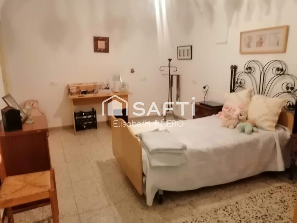 4 quarto Moradia em Banda para venda em Puebla de la Calzada com garagem - 193 000 € (Ref: 9595031)