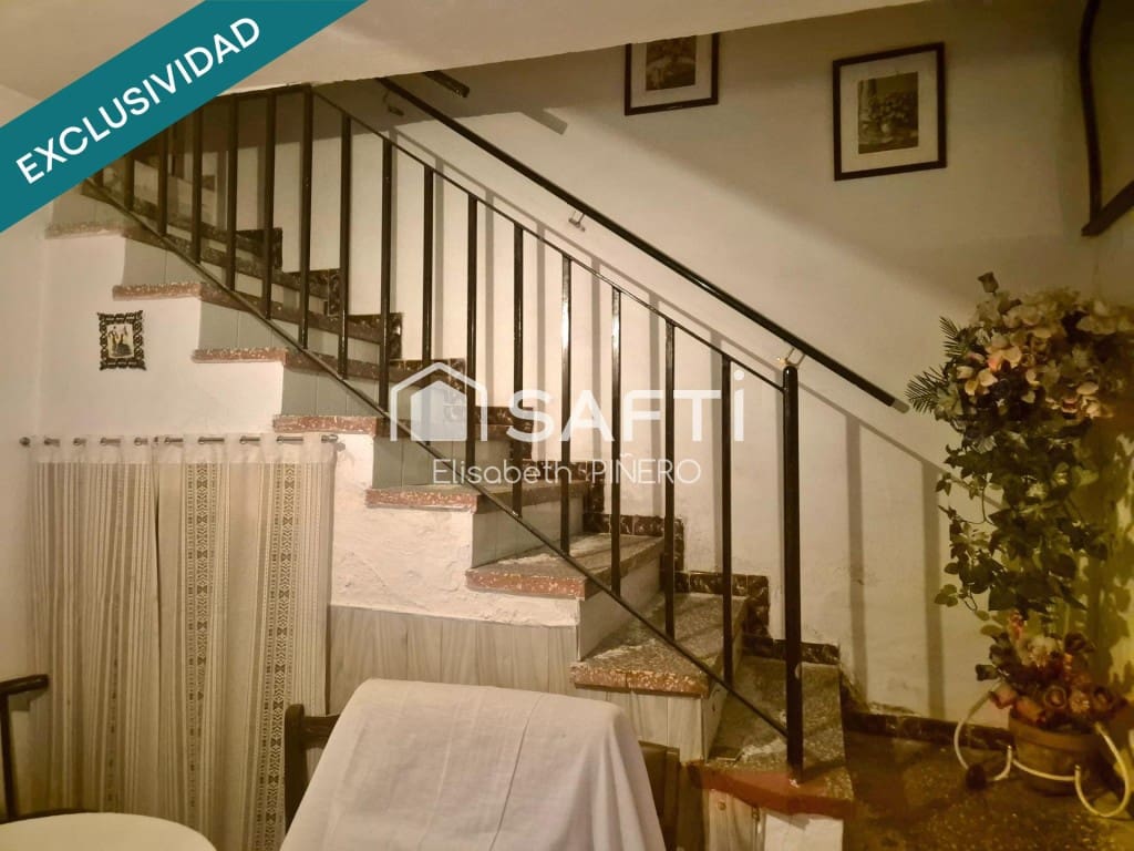 4 quarto Moradia em Banda para venda em Montijo - 49 500 € (Ref: 9595032)