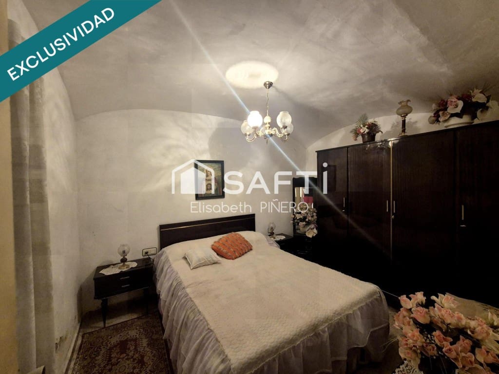 4 quarto Moradia em Banda para venda em Montijo - 49 500 € (Ref: 9595032)